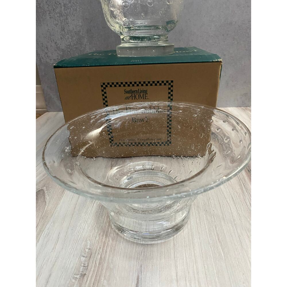 Southern Living At Home Tiny Bubbles Glass Footed Bowls Lot of 3 Metal Stand